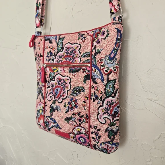 Vera Bradley Pink Paisley Floral Hipster Bag - Picture 5 of 9